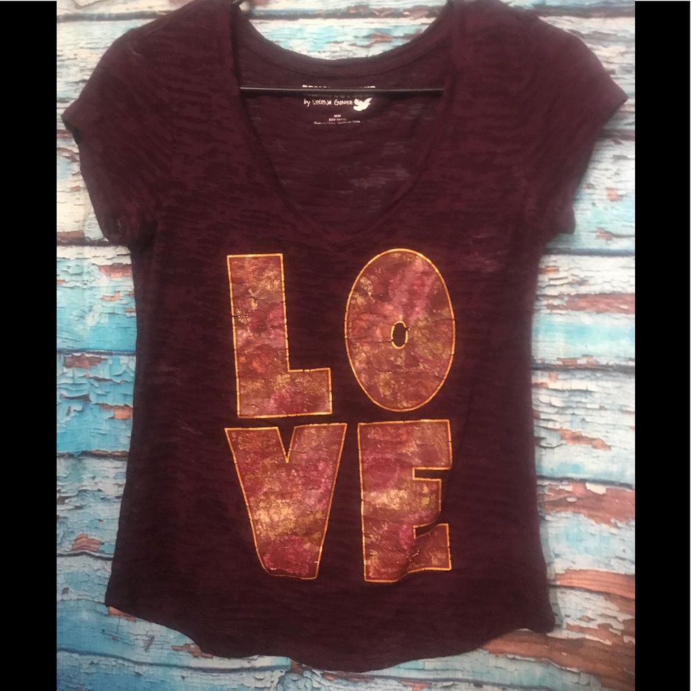 ⚜️'DREAM OUT LOUD' by SELENA GOMEZ LOVE T-SHIRT⚜️